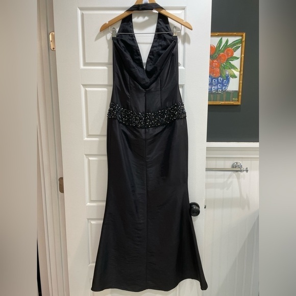 Jovani Formal Gown Jeweled Waist Backless Halter Dress Size 6 - Picture 5 of 12